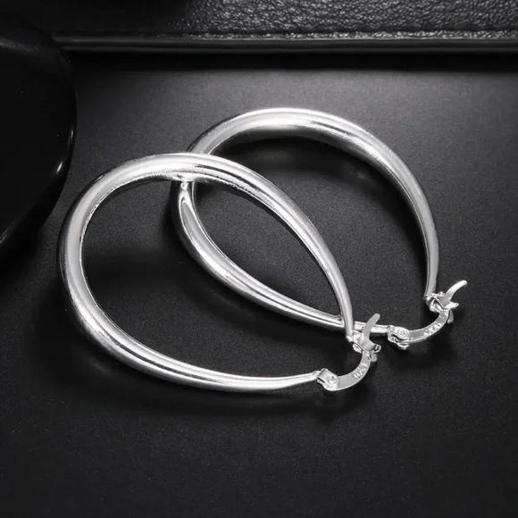 925 Oval Hoop Silver Earrings NEW - Picture 3 of 3
